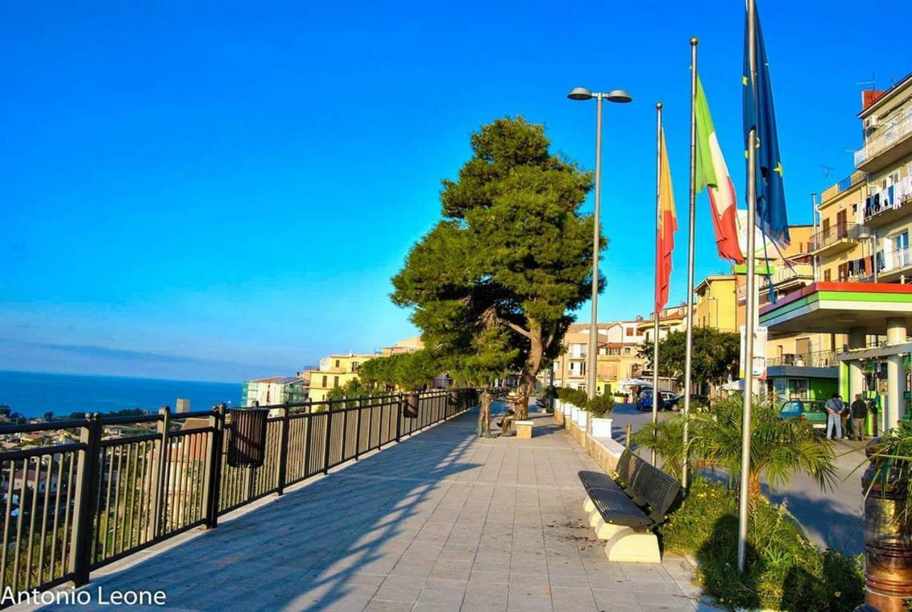 City House Villa Campofelice Di Roccella Exterior photo